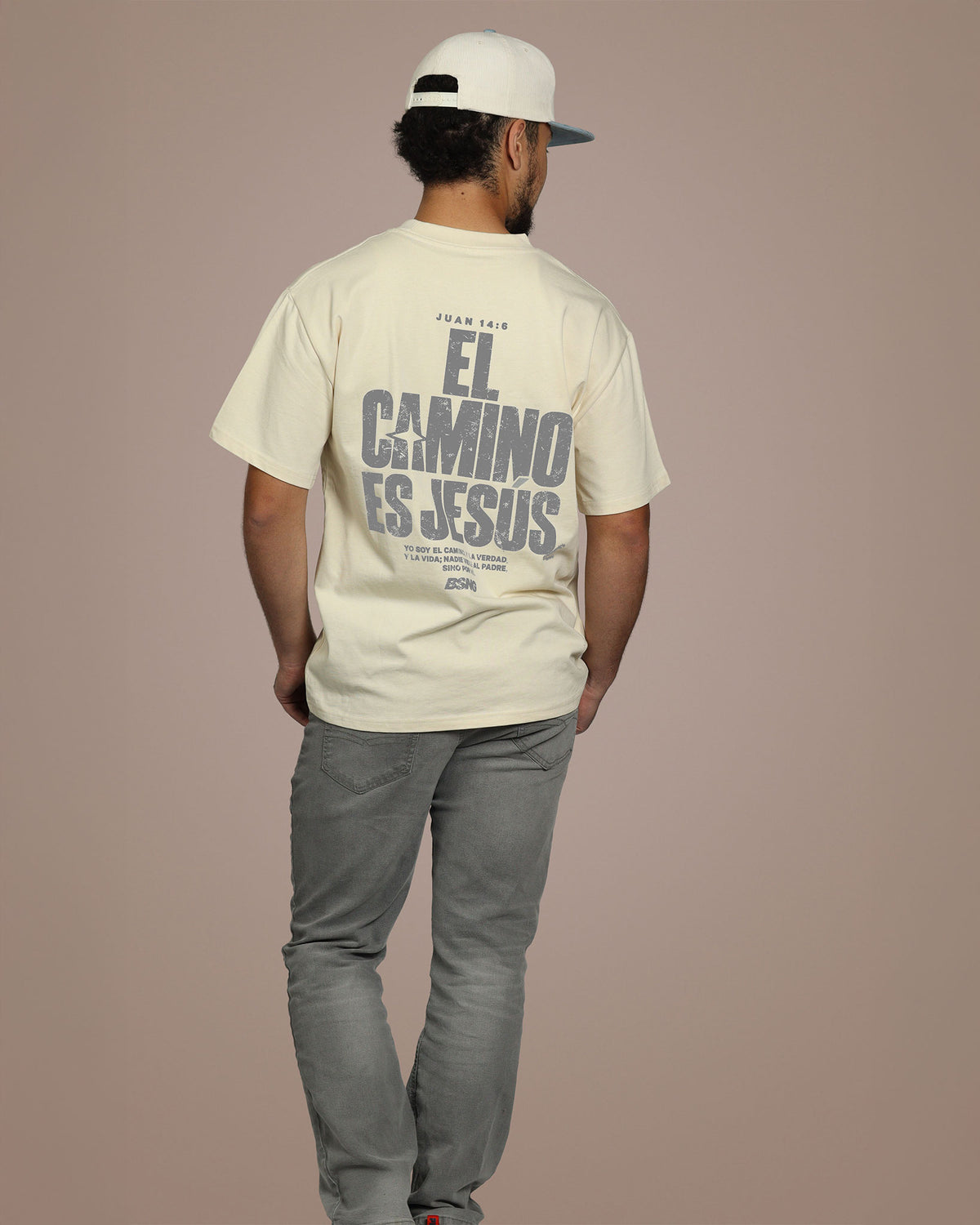 Jesus es el Camino Heavy Tee