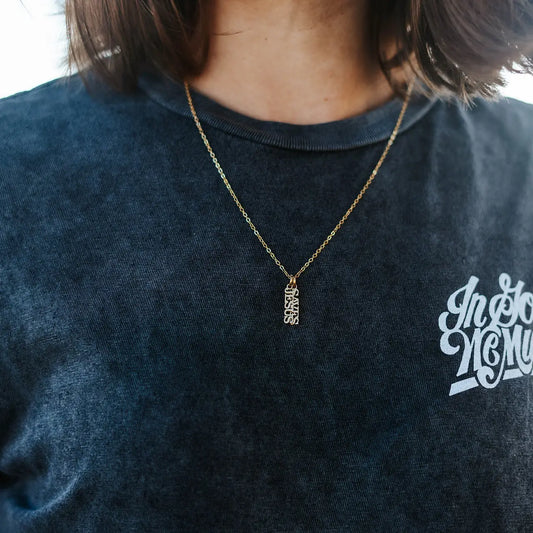 'jesus Saves' Gold Necklace
