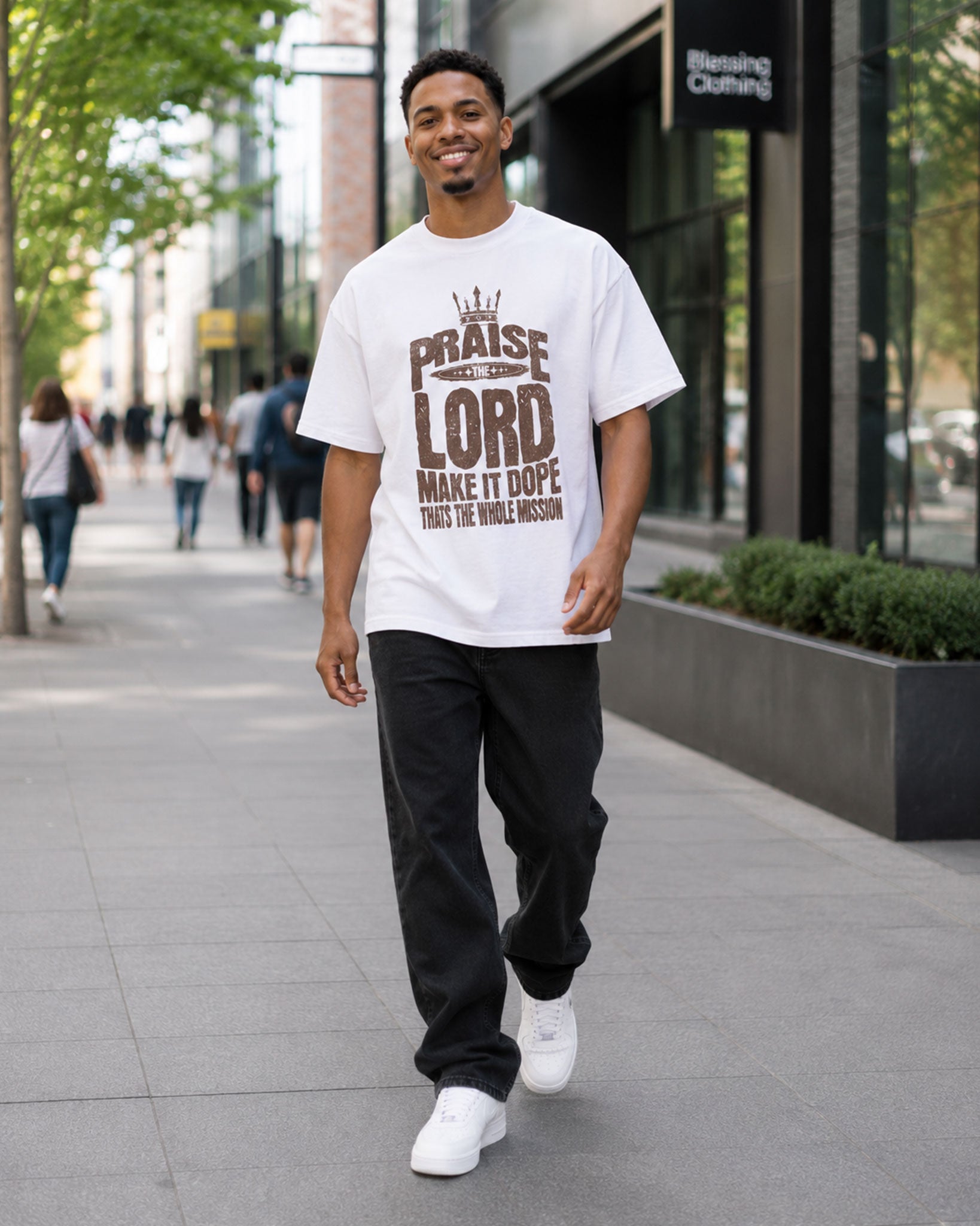 Classic Oversized T-shirt Praise the Lord