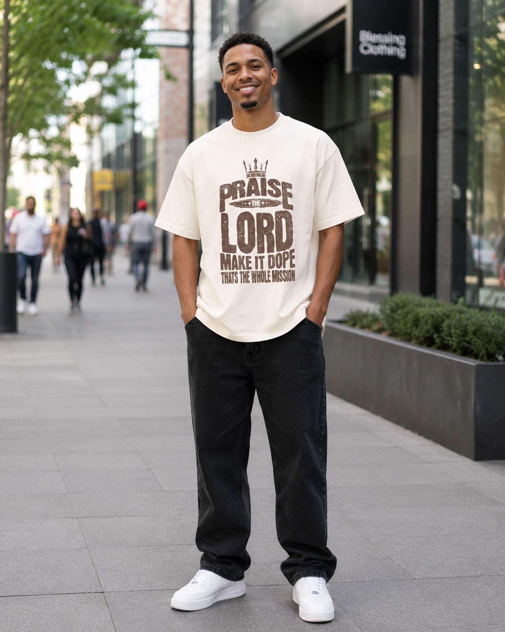 Classic Oversized T-shirt Praise the Lord