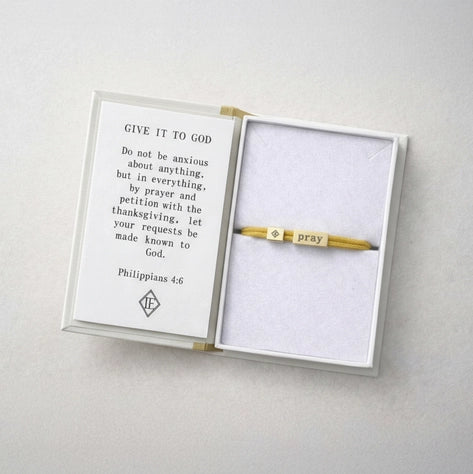 Sentiment Cord Bracelet-Pray, Philippians 4:6