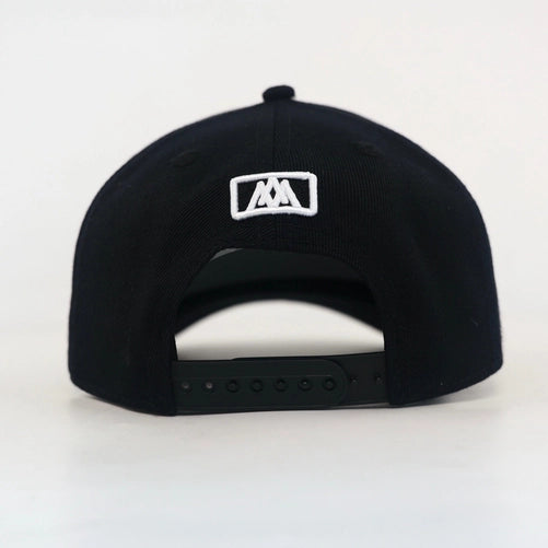 Living Sacrifice SnapBack Black/White